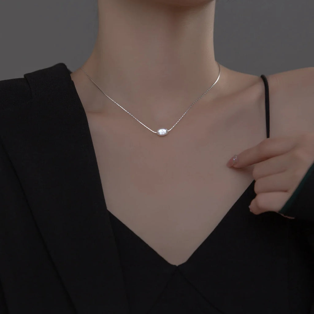 The Silver Pearl Drop Necklace