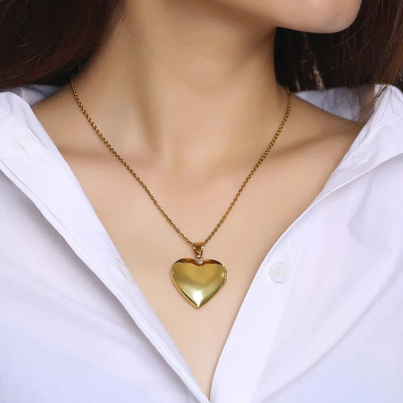 Light Heart Locket Pendants for Women Men Openable Photo Frame Glossy Stainless Steel Necklaces Family Love Collar