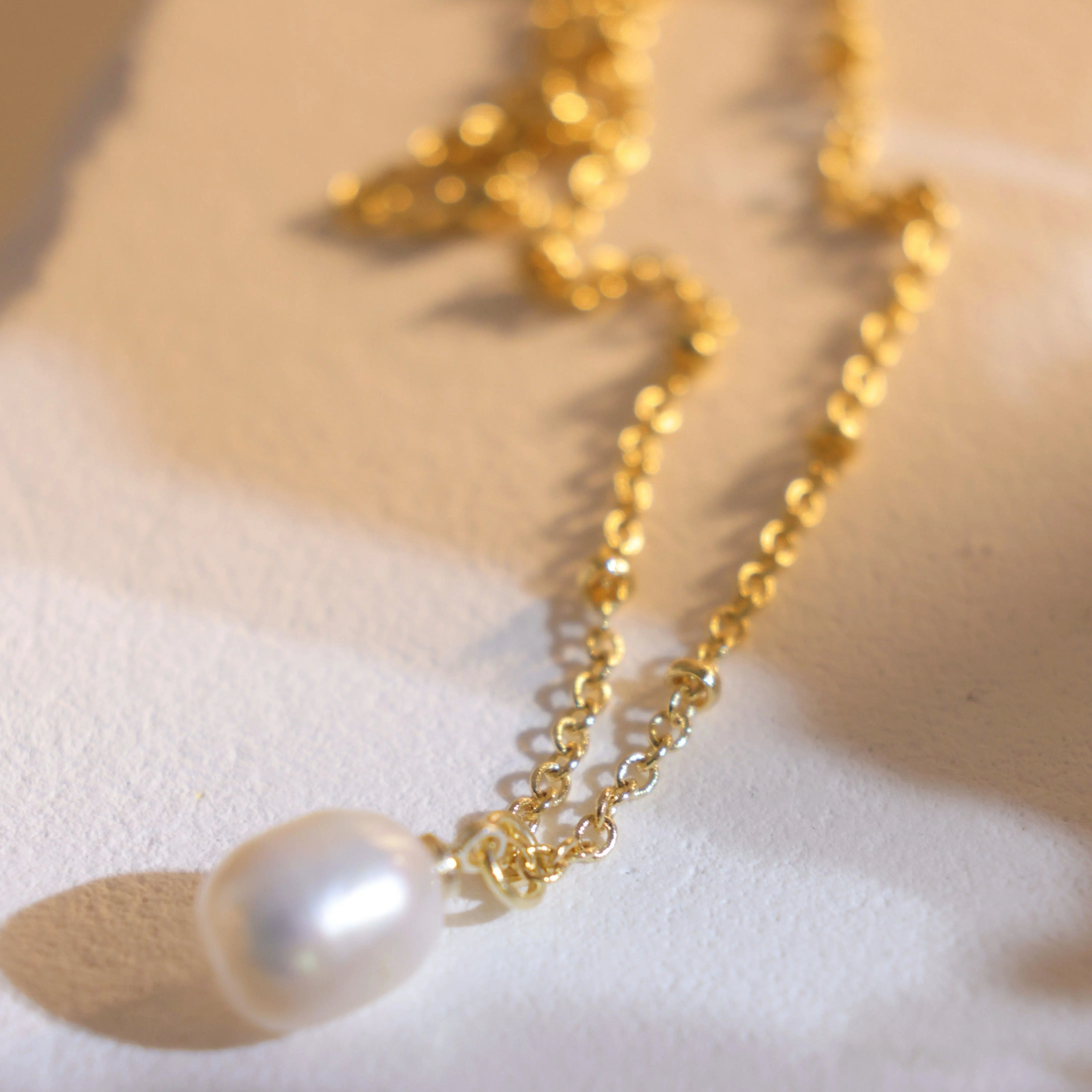 The Freshwater Pearl Pendant
